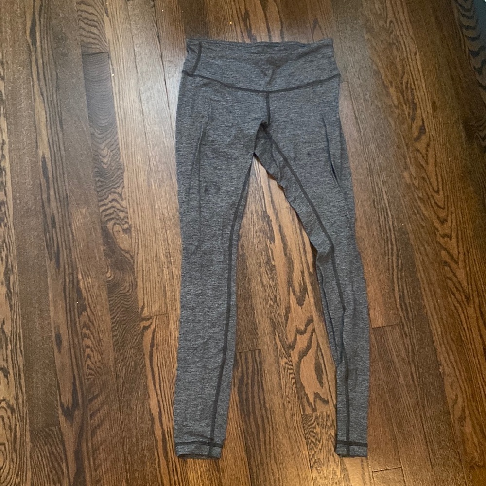 Gray lululemon leggings